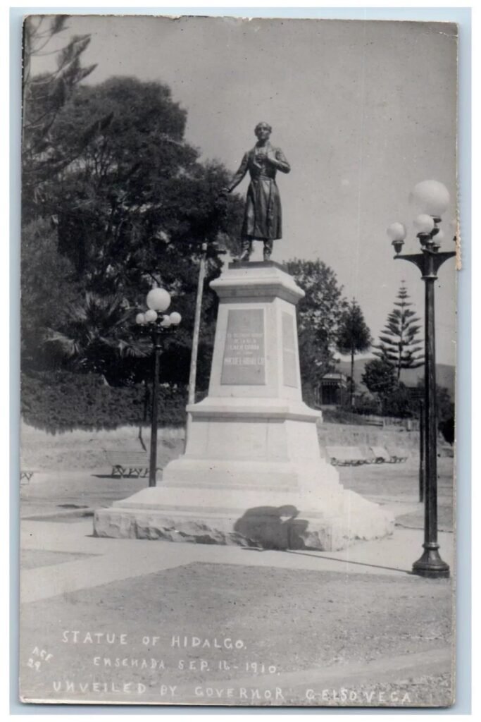 Monumento Hidalgo, fotografiado por Alfred el 16 de septiembre de 1910