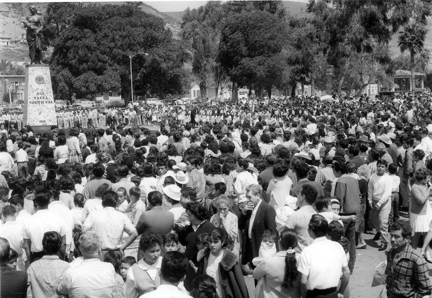 Otra vista del monumento. Fco. de la Gala Porragas.1965